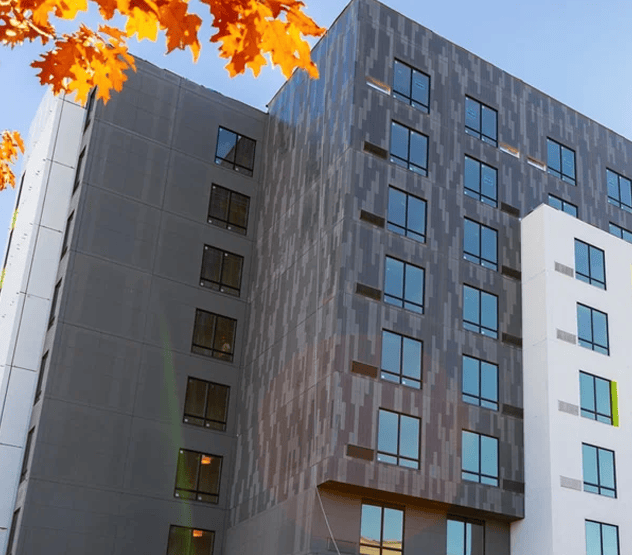 Courtyard By Marriott Hotel
